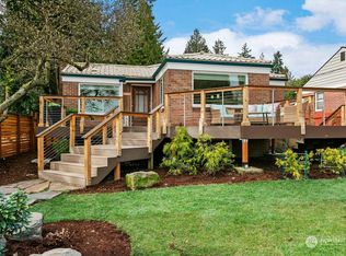 11003 Sand Point Way NE, Seattle, WA 98125