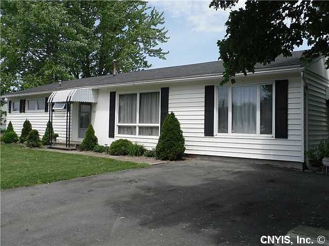 2nd image of 101 Winchester Rd