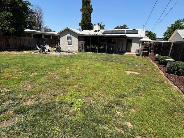 213 W Howard Avenue, Visalia, CA 93277