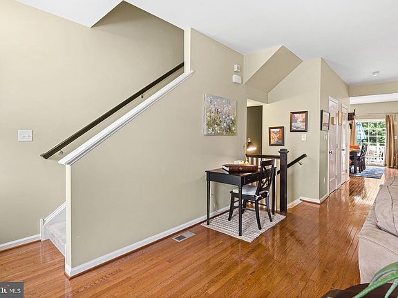 5th image of 12 Munro Rd
