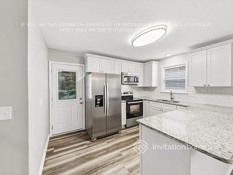 204 Zircon Ln — Photo 8