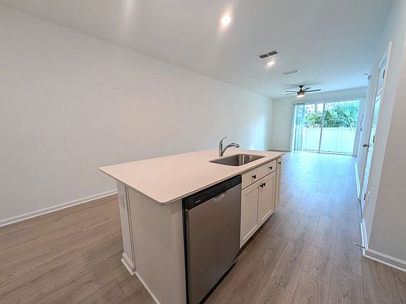 5th image of 5910 Ortega Lake Dr