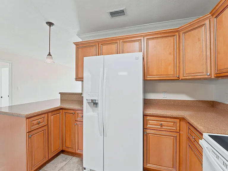 18966 SE Southgate Dr — Photo 6