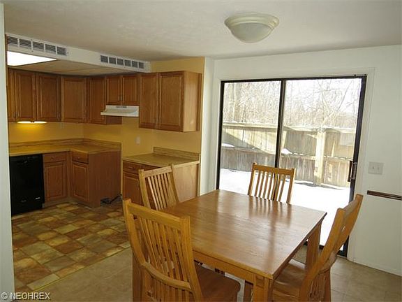 5th image of 1651 Mentor Ave APT 708