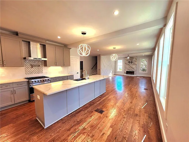 1112 Shepherds Ln — Photo 13