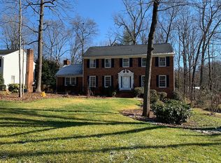 618 Westminster Dr, Greensboro, NC 27410