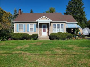 23 E Lawn Rd, Nazareth, PA 18064