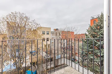 Rented by MySpaceNYC