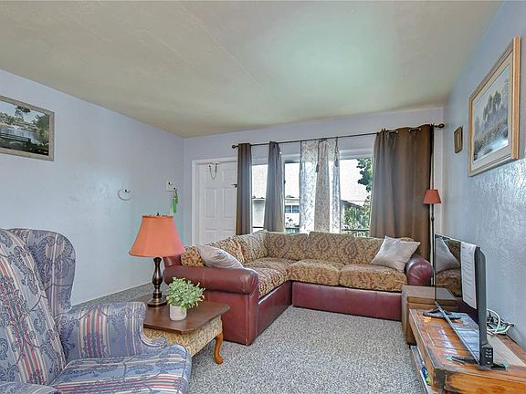 4th image of 4022 57th St N APT 260