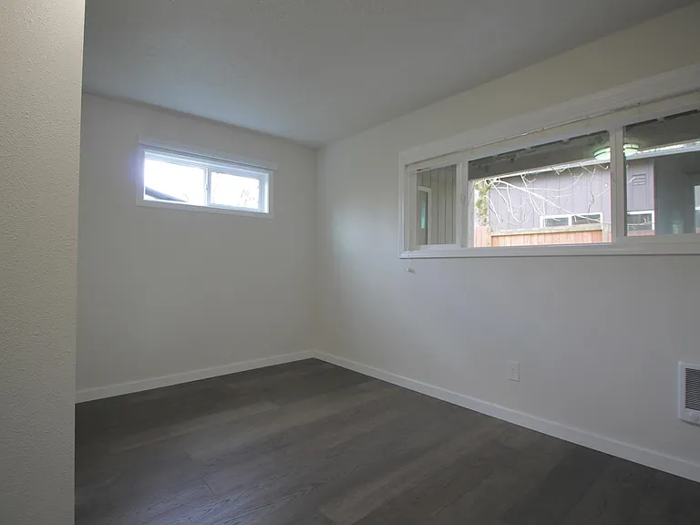 6515 SW Terri Ct — Photo 10