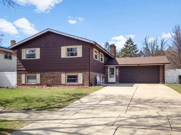 230 Millford Ln, Bloomingdale, IL 60108