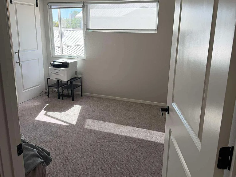 1105 Silver Ave SW #C — Photo 3