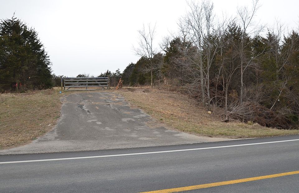 1st image of 10051 N Campbell Rd #2