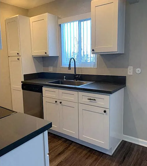 Beachfronter Apartments — Photo 21