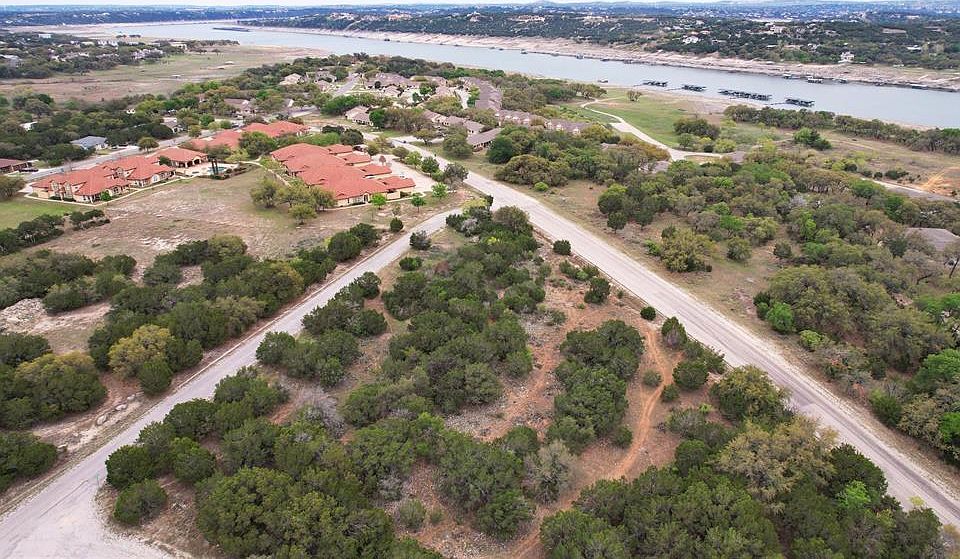 1st image of 21200 Highland Lake Dr