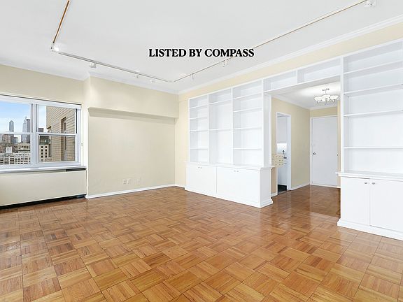 5th image of 20 E 9th St #26A