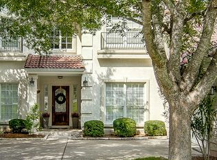 43 Lost Meadow Trl, The Hills, TX 78738