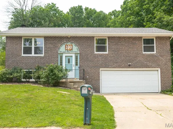 100 Kelly Dr, Festus, MO 63028
