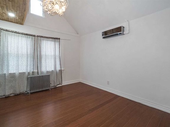 3rd image of 14214 116th Ave