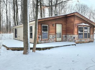 18261 Royena Dr, Marion, MI 49665