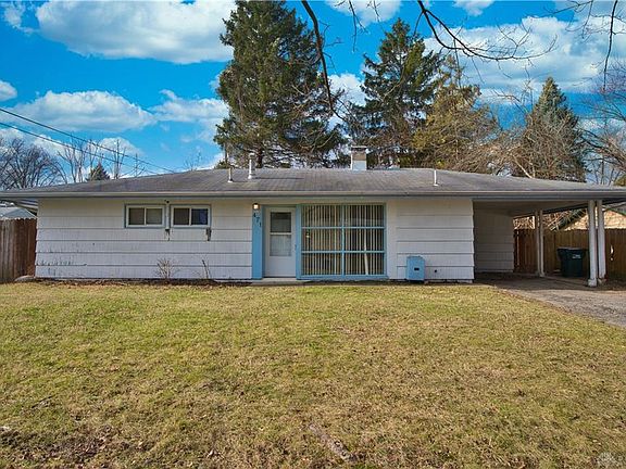 2nd image of 471 Defoe Dr
