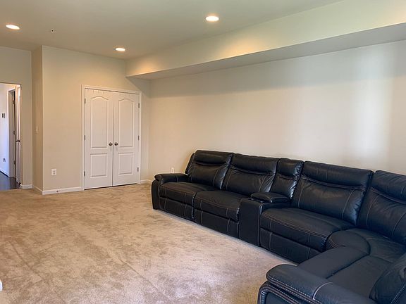 Rec room-1st floor