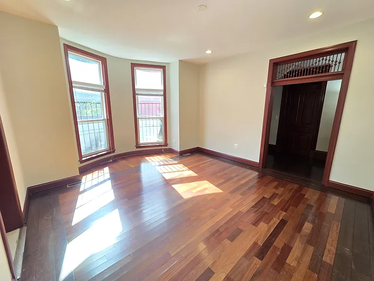 804 Hollins St #1 — Photo 11