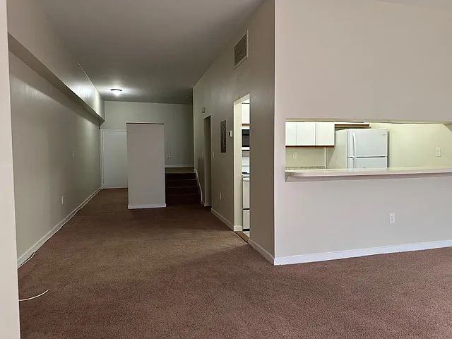 Monument Place Apartments — Photo 10