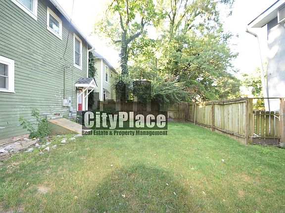3rd image of 940 N Oriental St