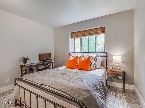 4th image of 1650 Upper Ironhorse Loop Unit H-2