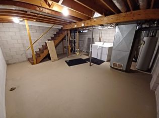 3727 Parkway Blvd #F, Two Rivers, WI 54241