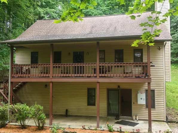547 Terrace Ridge Cir, Howard, OH 43028