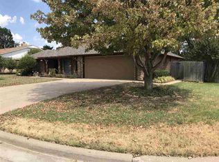 901 NW Becontree Pl, Lawton, OK 73505
