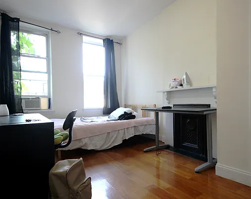 Rented by Oxford Property Group | media 11