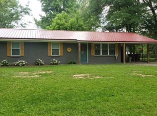 1607 Bellwood Dr, Amory, MS 38821