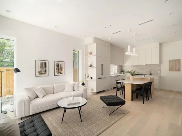 4161 Windsor St #1, Vancouver, BC V5V 4P2