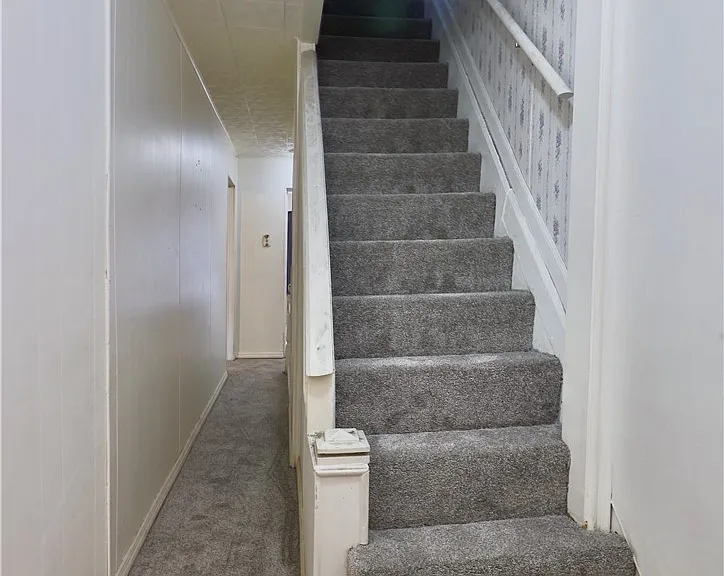425 Pearl St — Photo 29