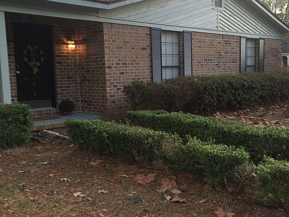 Brick home, corner lot