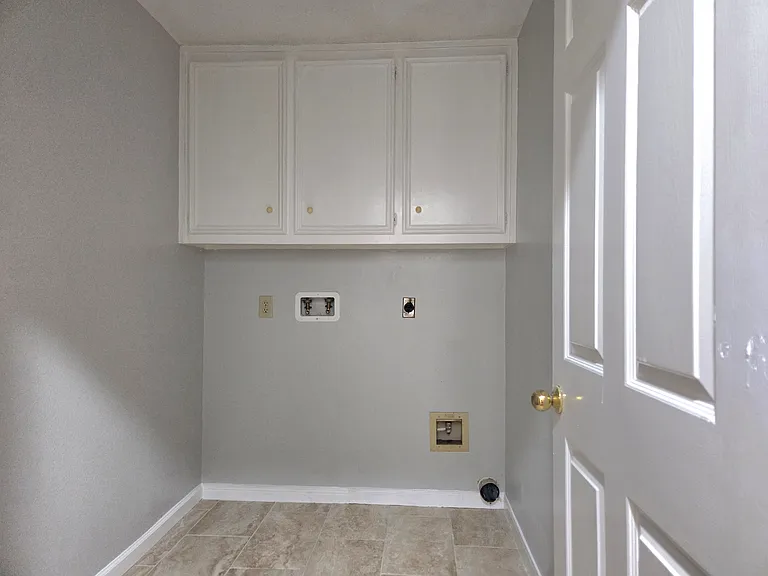 8826 Heatherly Dr — Photo 30