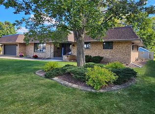 913 Bradley Ave, Eau Claire, WI 54701