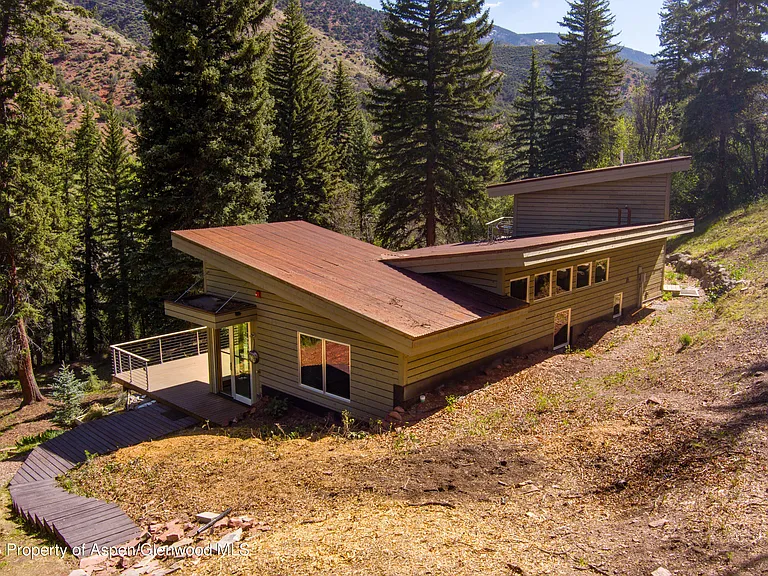 768 Kings Lake Rd — Photo 40