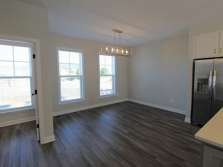 3398 Monterey Dr — Photo 16