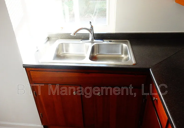 8400 Greenwood Ave #4 — Photo 55