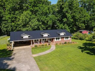 90 Carlane Cir, Bowdon, GA 30108