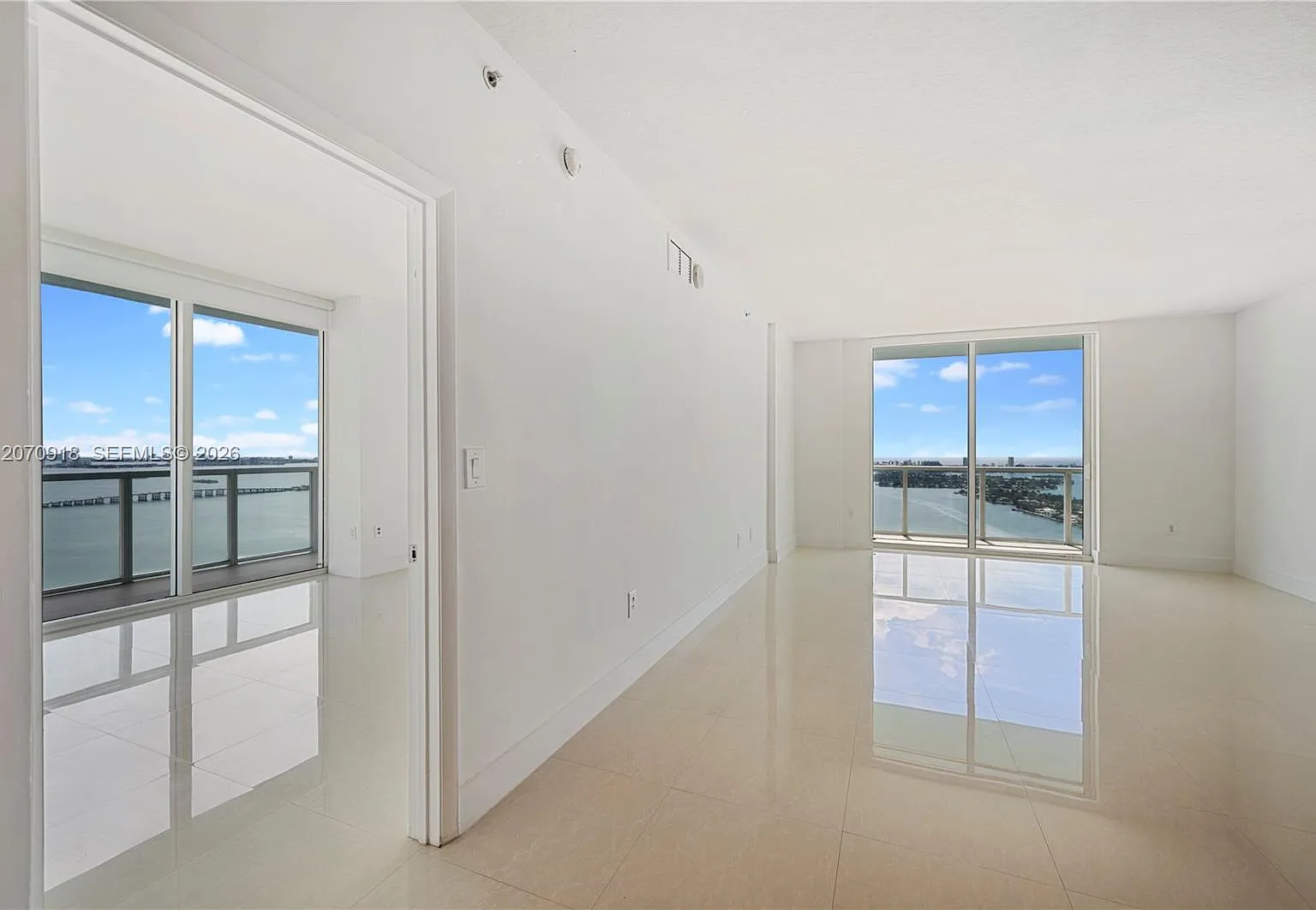 Quantum On The Bay Condo — Photo 2