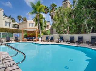 Hillcreste, Los Angeles, CA 90035