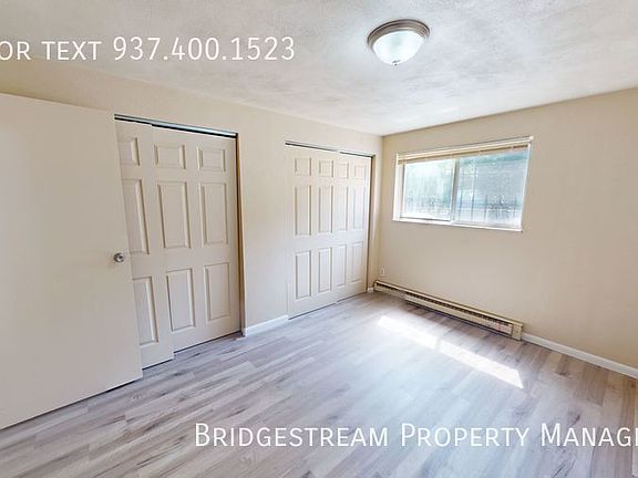 4th image of 4654 Burkhardt Ave #C