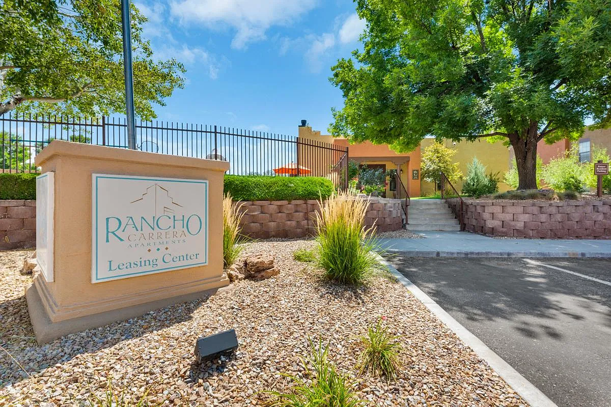 Rancho Carrera Apartments — Photo 3