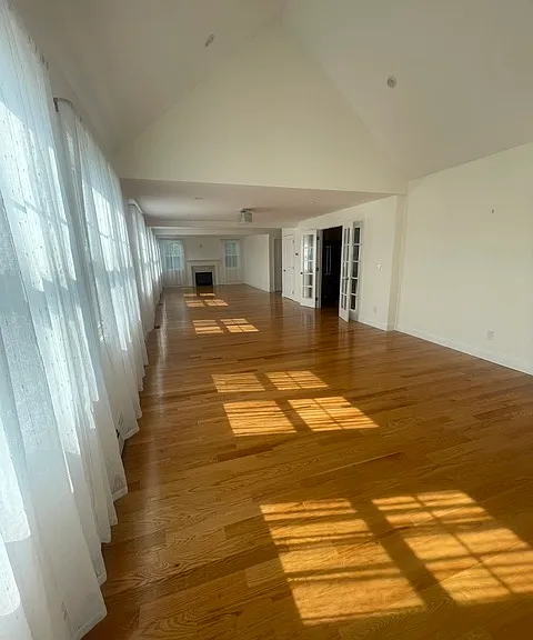 24 Fairfield St — Photo 8