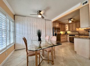 102 Wellington Dr E #C, West Palm Beach, FL 33417